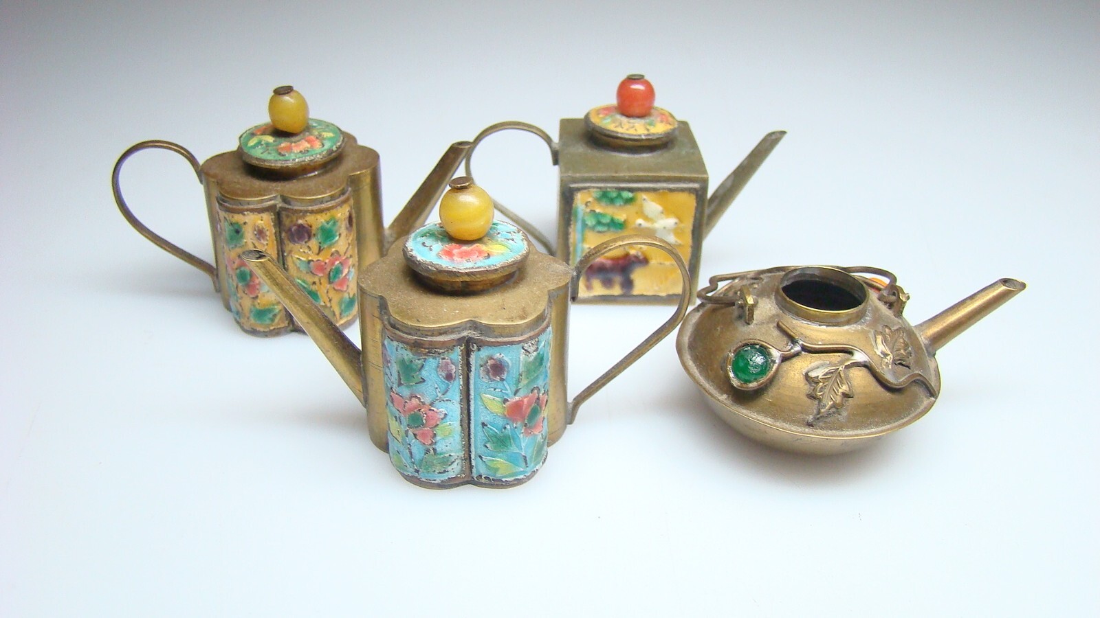 Antique Chinese Lot Miniature Tea Pots 4 Enamel Teapots from Estate