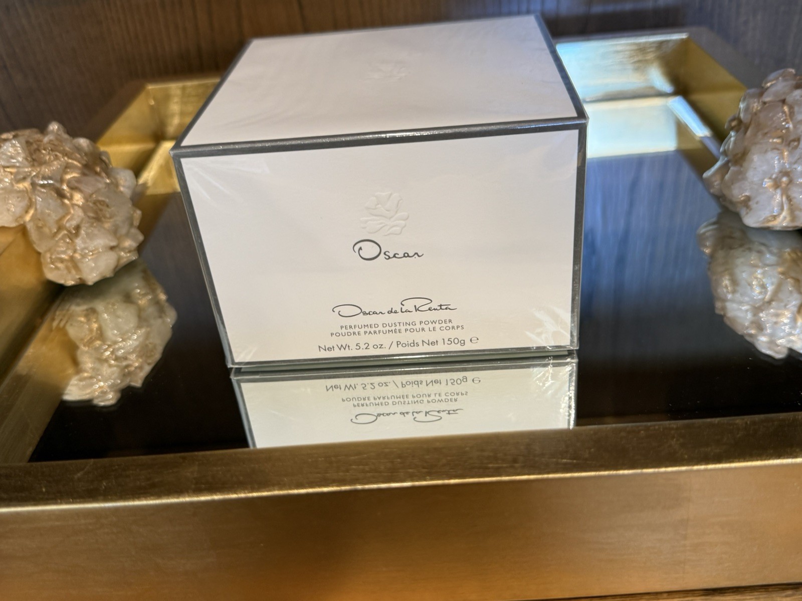 NEW OSCAR de la Renta Poudre Parfumee Dusting Powder 6 Oz NEW OSCAR de la Renta Poudre Parfumee Dusting Powder 6 Oz