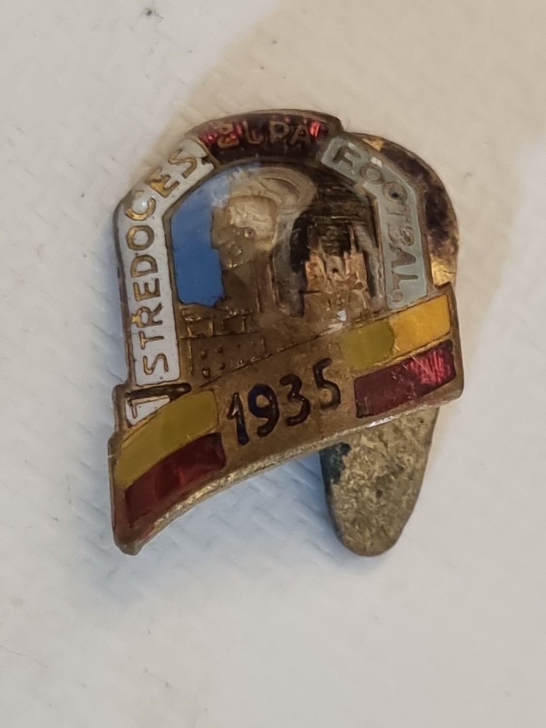 CZECH FOOTBALL FEDERATION REG. RARE OLD Football Badge Badge Piedino