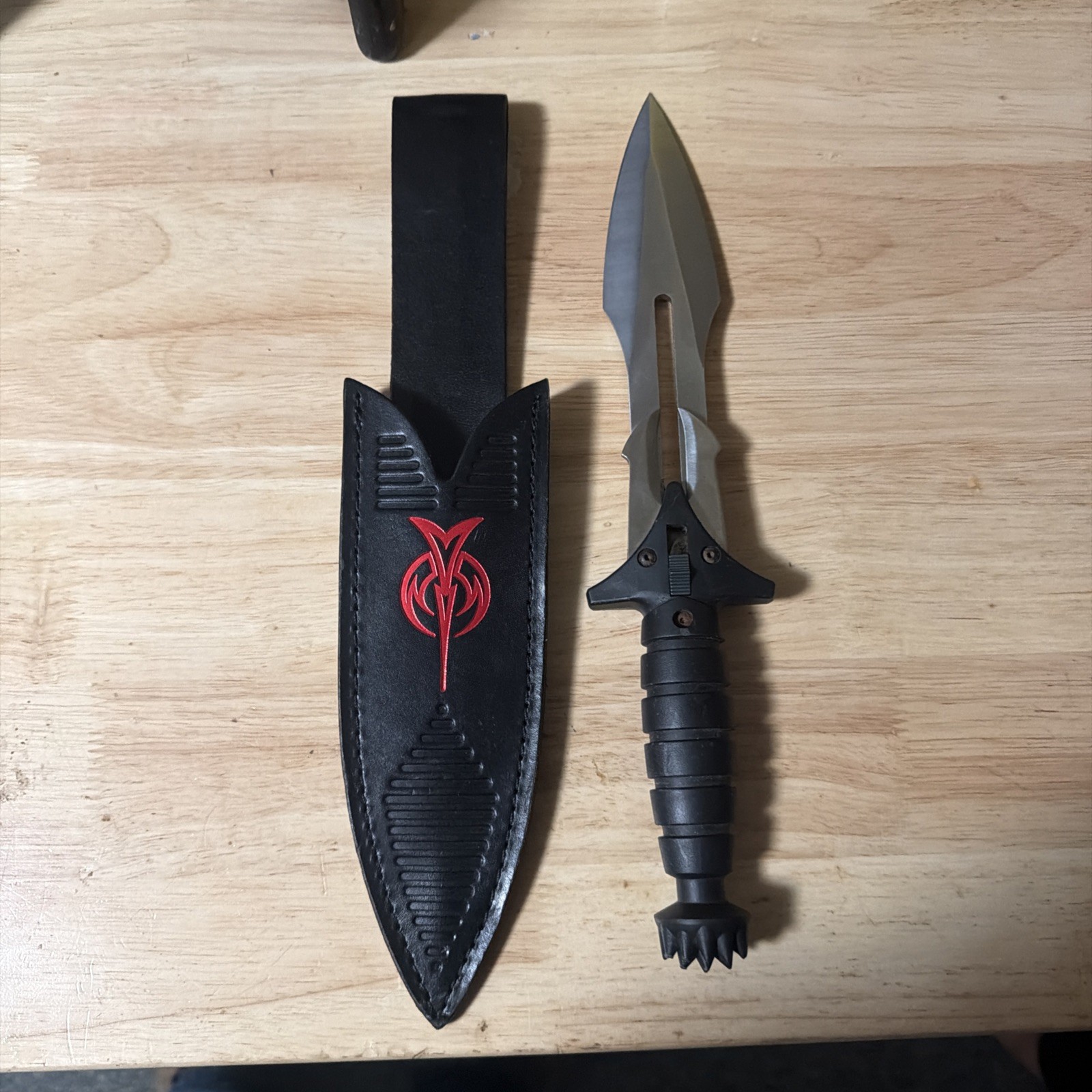 Vintage USA United Cutlery UC726 Phoenix Star Trek Klingon Dagger Knife & Sheath