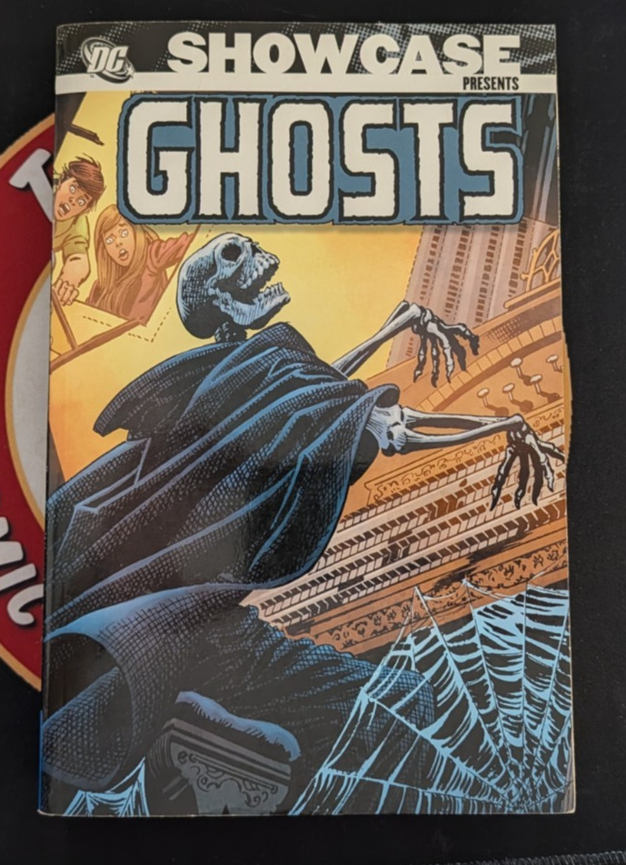 Showcase Presents: Ghosts #1 (2012) DC Comics Horror Anthology Comic Issue