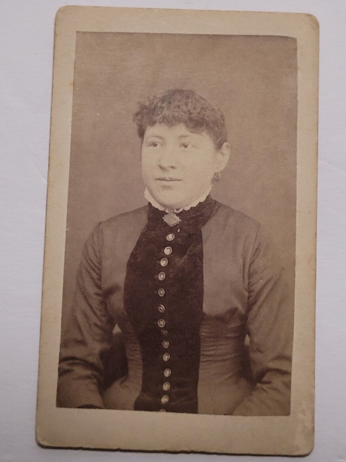 Antique Cabinet Card Unidentified Portrait of  Socialite Woman