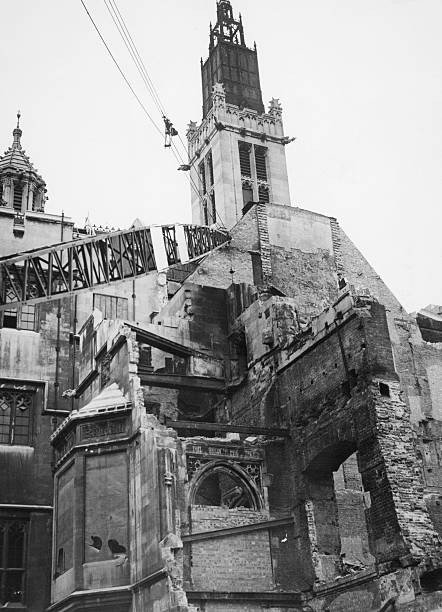 The reconstruction of Palace of Westminster destroyed by a bombing- Old Photo 1