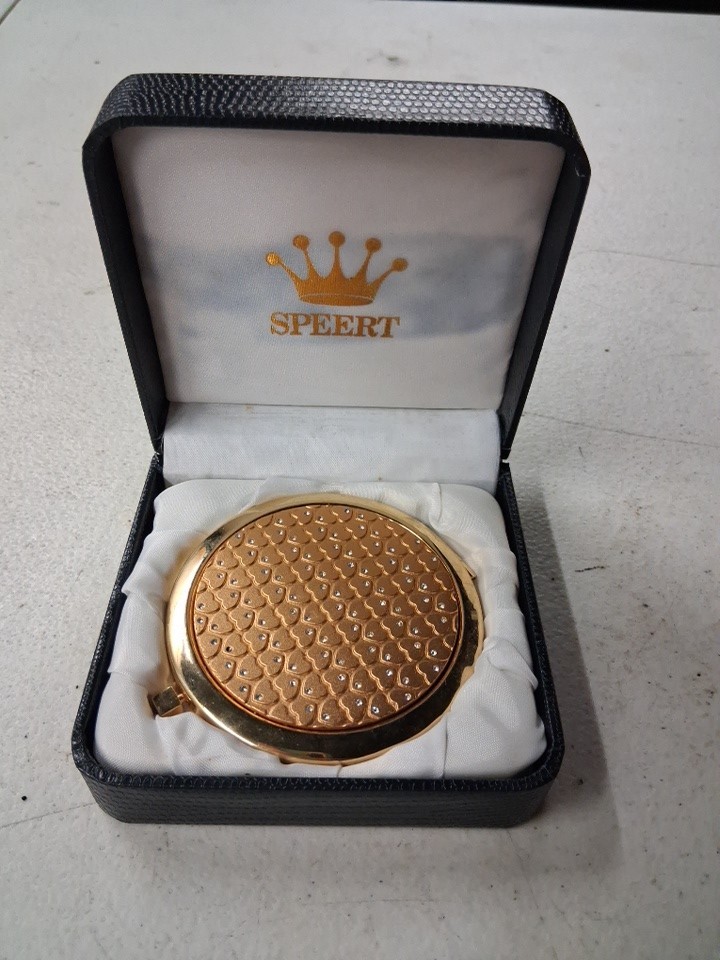 Speert Switzerland Compact Gold Hearts #9257 New Old Stock Vintage Clean