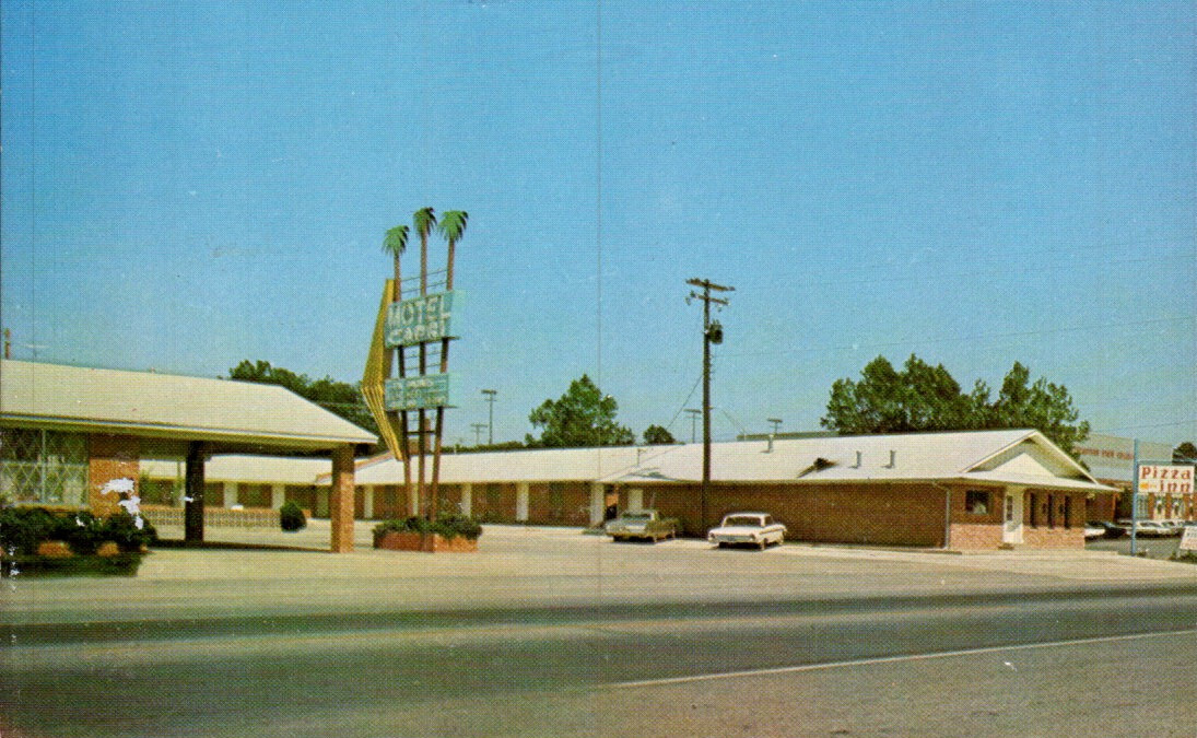 Durant, Oklahoma, Capri Motel, Mid-Century Signage, Postcard 4317 Durant, Oklahoma, Capri Motel, Mid-Century Signage, Postcard 4317