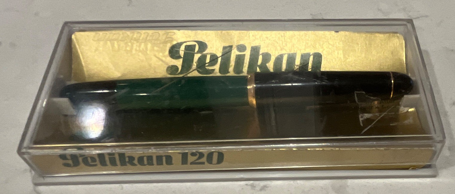 Vintage Pelikan 120 Vintage Fountain Pen Green/Black Gold Trim w/ Box Case