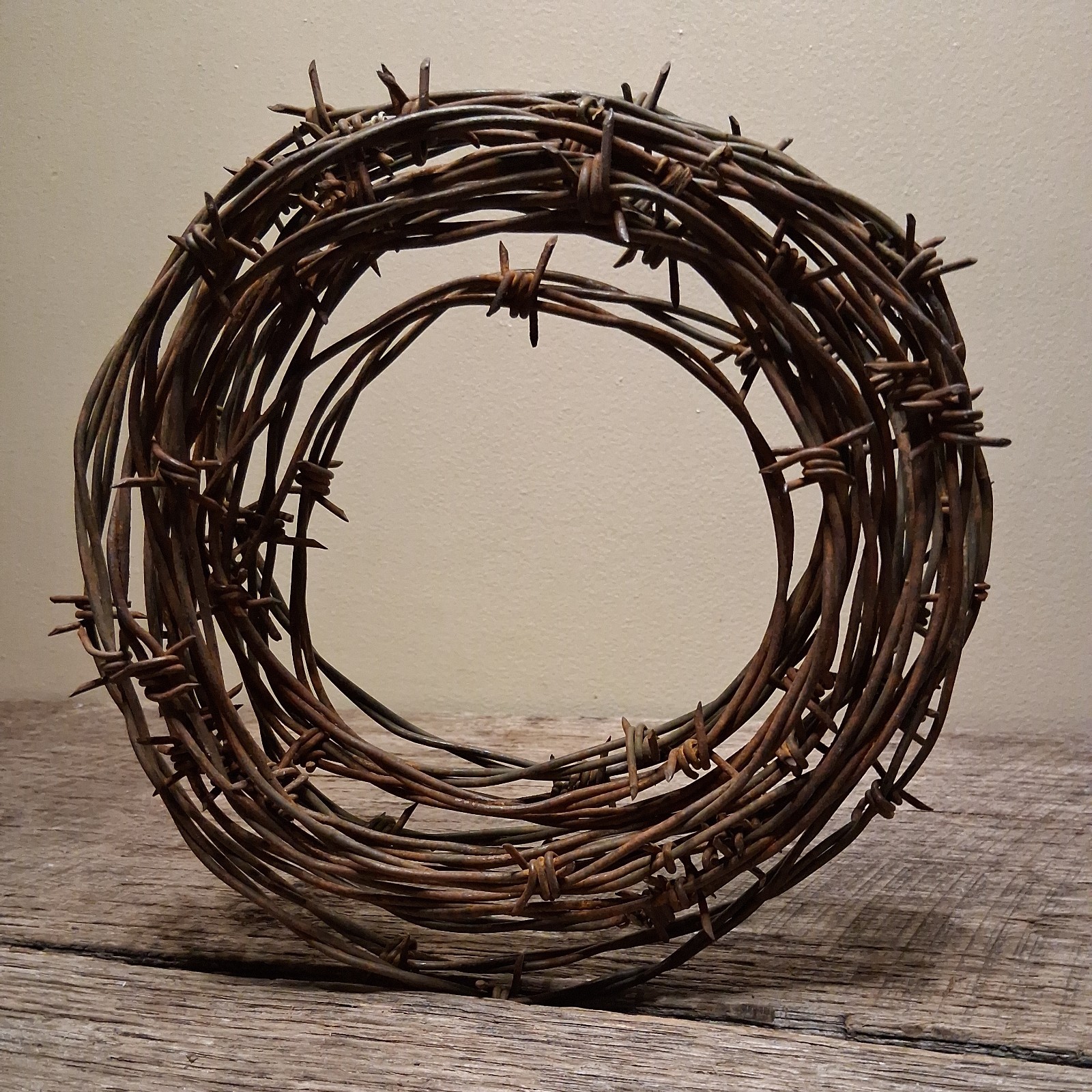 Vintage 4 Point Barbed Wire 27 Ft. Long Roll Rustic Western Decor Crafting Art