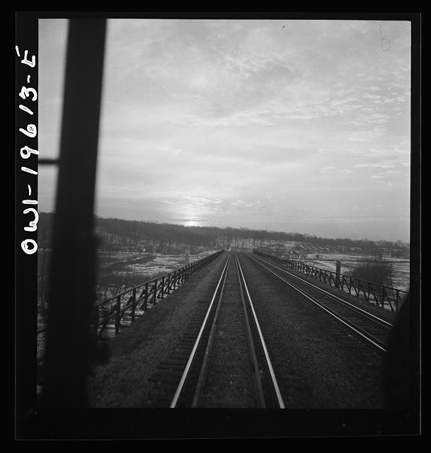 Fort Madison Iowa 1943 Atchison Topeka Santa Fe Railroad Yard Bridge Tracks