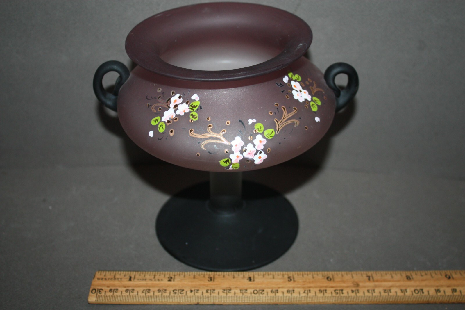 VTG HAND PAINTED FLOWERS ON FROSTED AMETHYST GLASS PEDESTAL FOOTED COMPOTE DISH