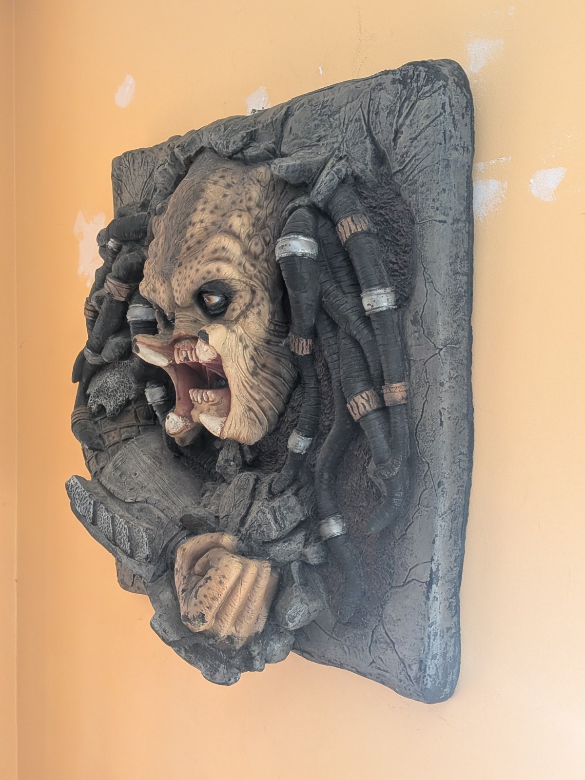 Oversized 3x3 Ft Alien vs Predator Wall Plaque  Fox Life Size Promo Sculpture