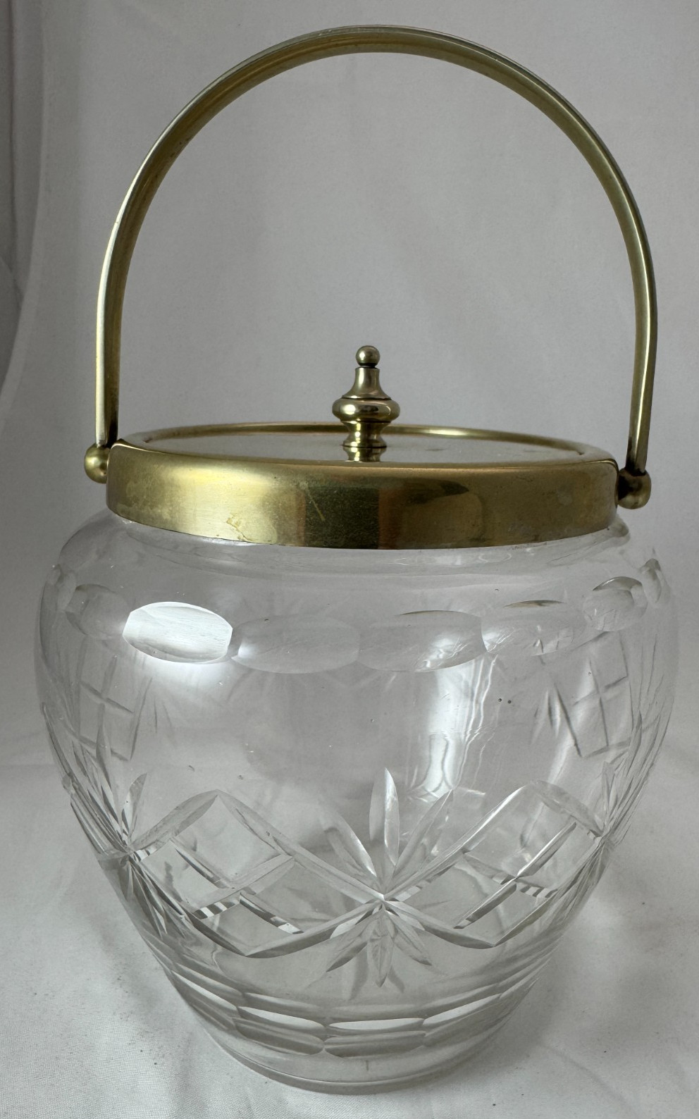 Vintage Cut Glass Biscuit Barrel With Silver Plated Lid And Handle Vintage Cut Glass Biscuit Barrel With Silver Plated Lid And Handle