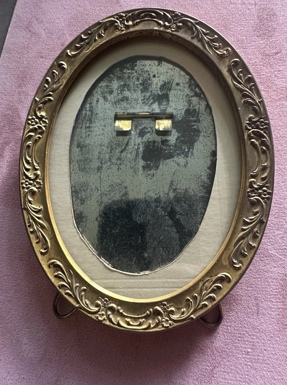 Antique Vintage Small Picture Frame Gold Metal Decorative With Glass.