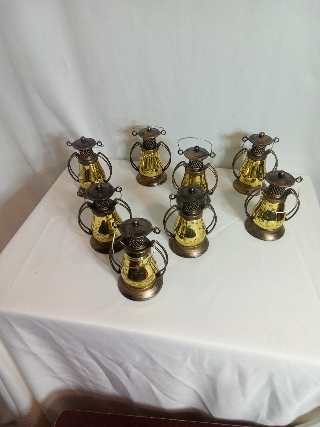 VINTAGE Set of 8 Plastic  Lantern Style Christmas Ornaments Flickering Light 