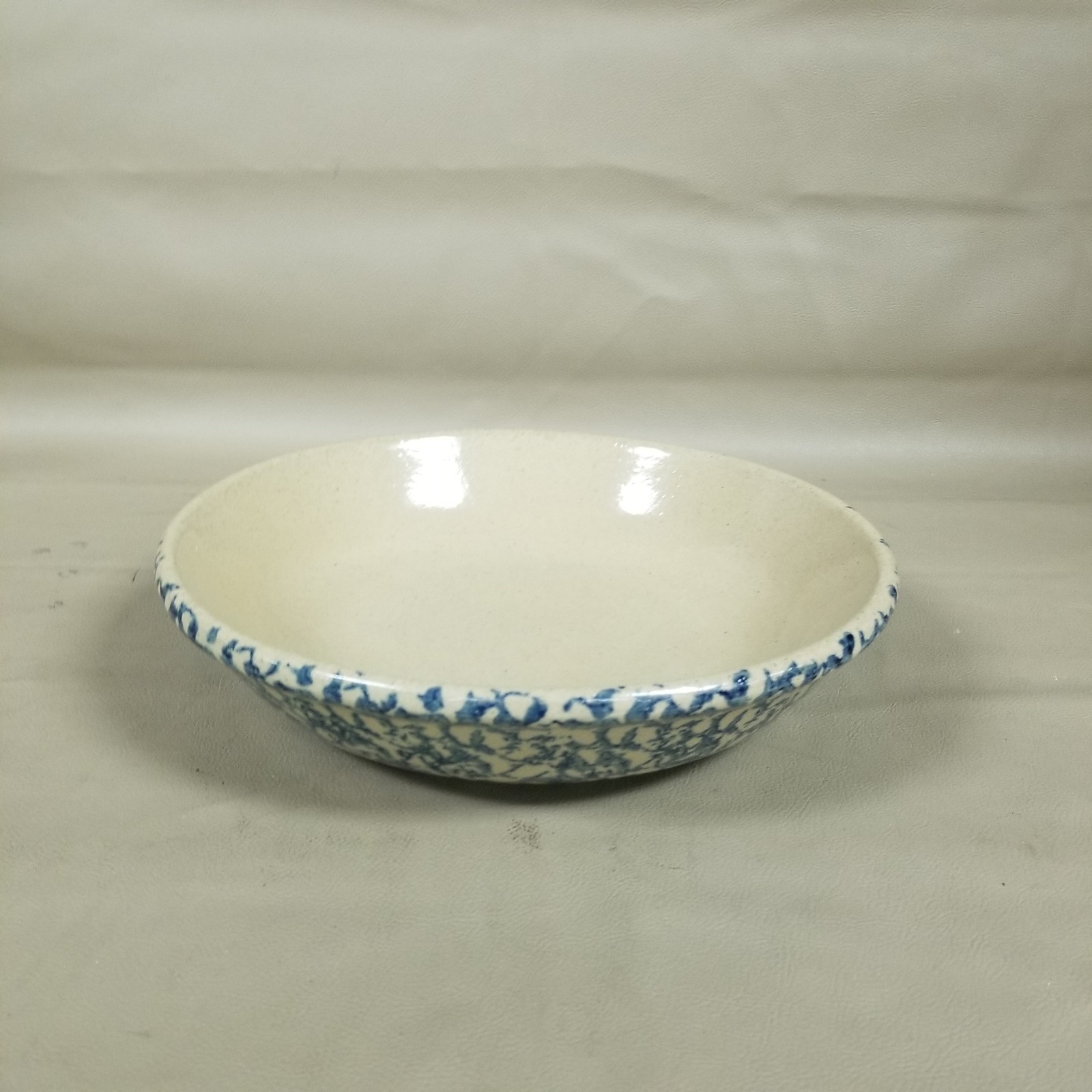 VTG RRP Co Roseville Ohio USA Serving Pasta Bowl Sponge Blue Ware Splatter Ware
