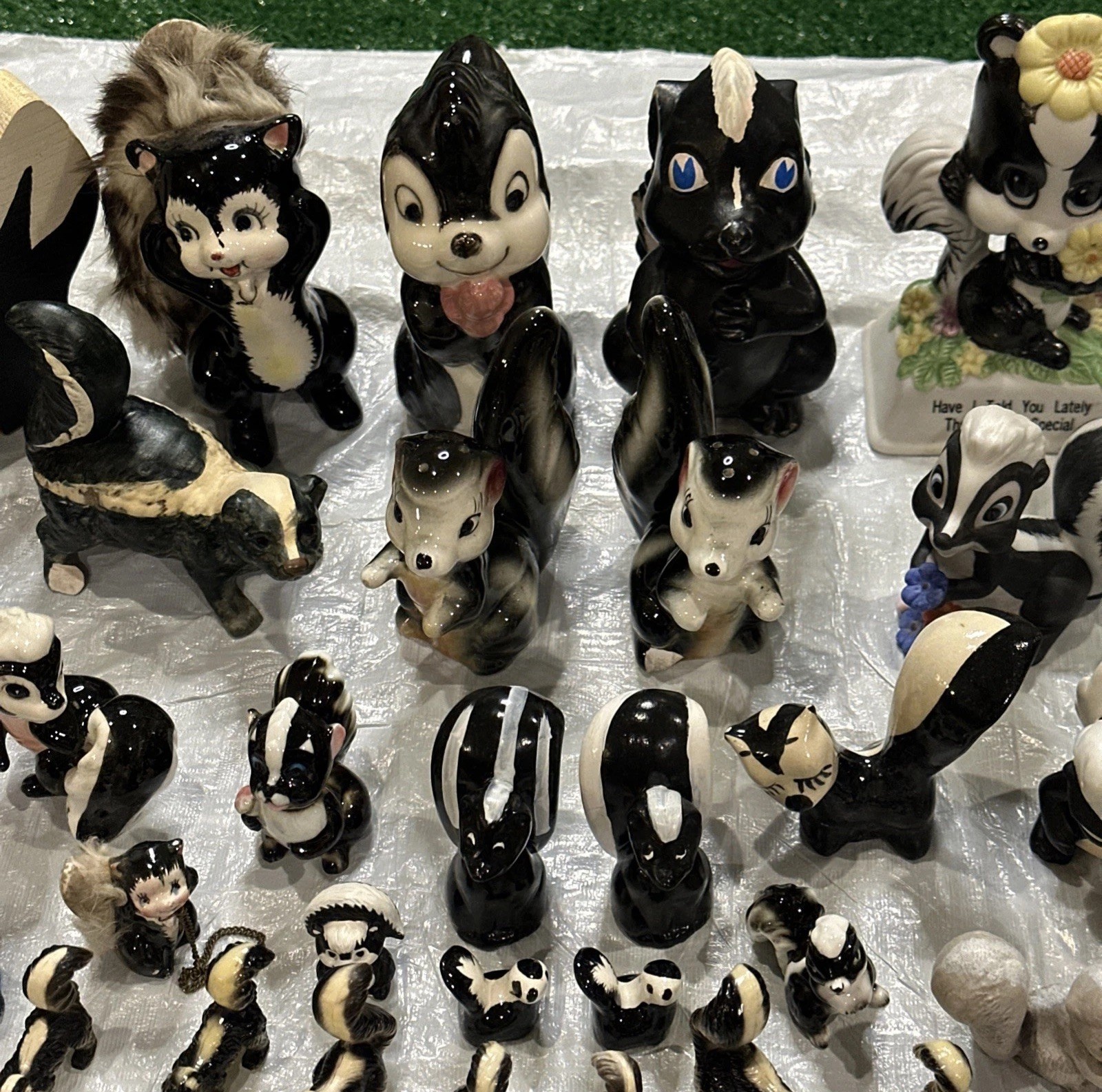 Lot of 40 Vintage Skunk Figurines Collection Made In Japan Hong Kong USA Bundle Lot of 40 Vintage Skunk Figurines Collection Made In Japan Hong Kong USA Bundle