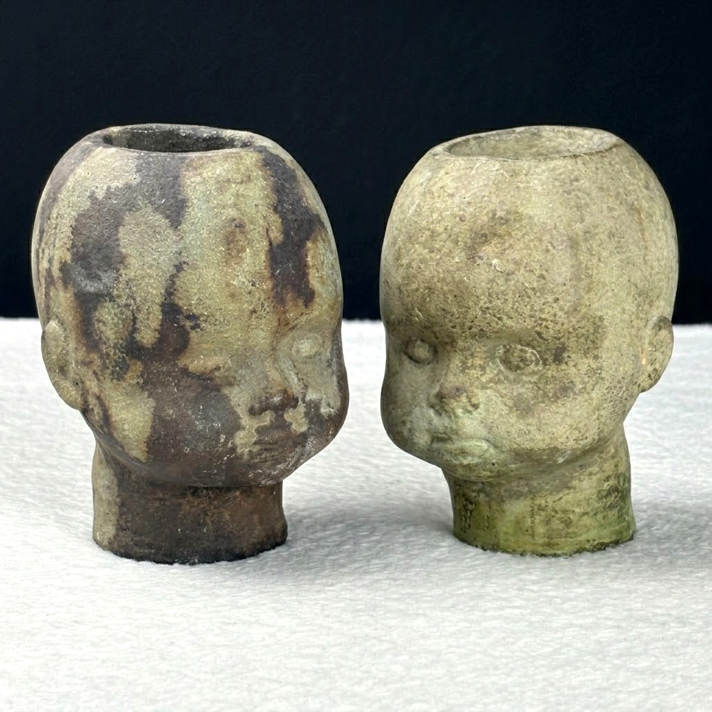 PAIR Vtg Concrete Creepy Doll Head Candle Holders Gothic Halloween Oddities HTF