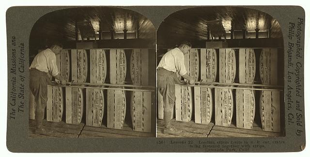 Photo:Lamanda Park California 1923 Loading Lemons Railroad Car Stereograph
