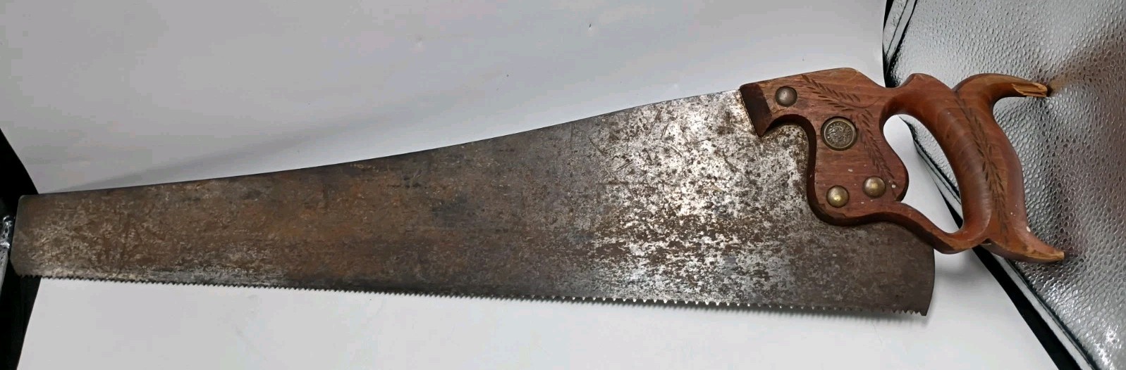 Antique Warranted Superior Handsaw Saw 22