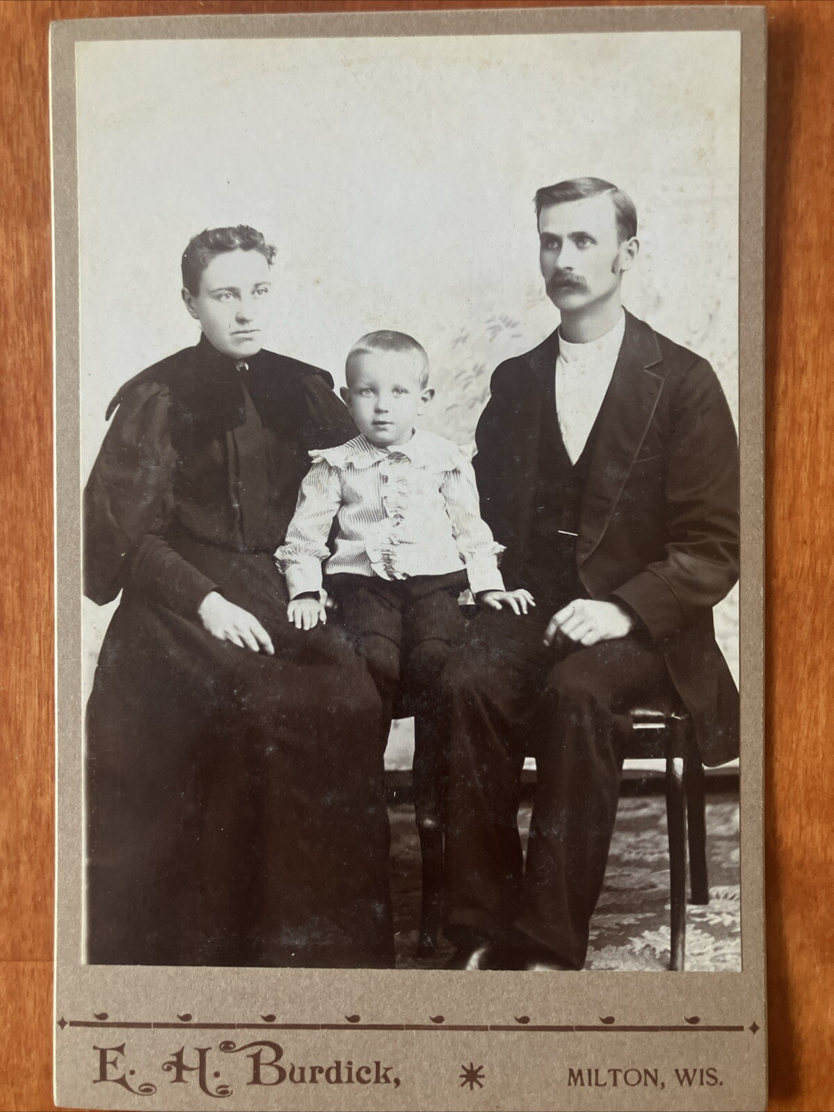 Midwest Family w/ Little Boy Cabinet Card c1880s Antique Photo Milton Wisconsin