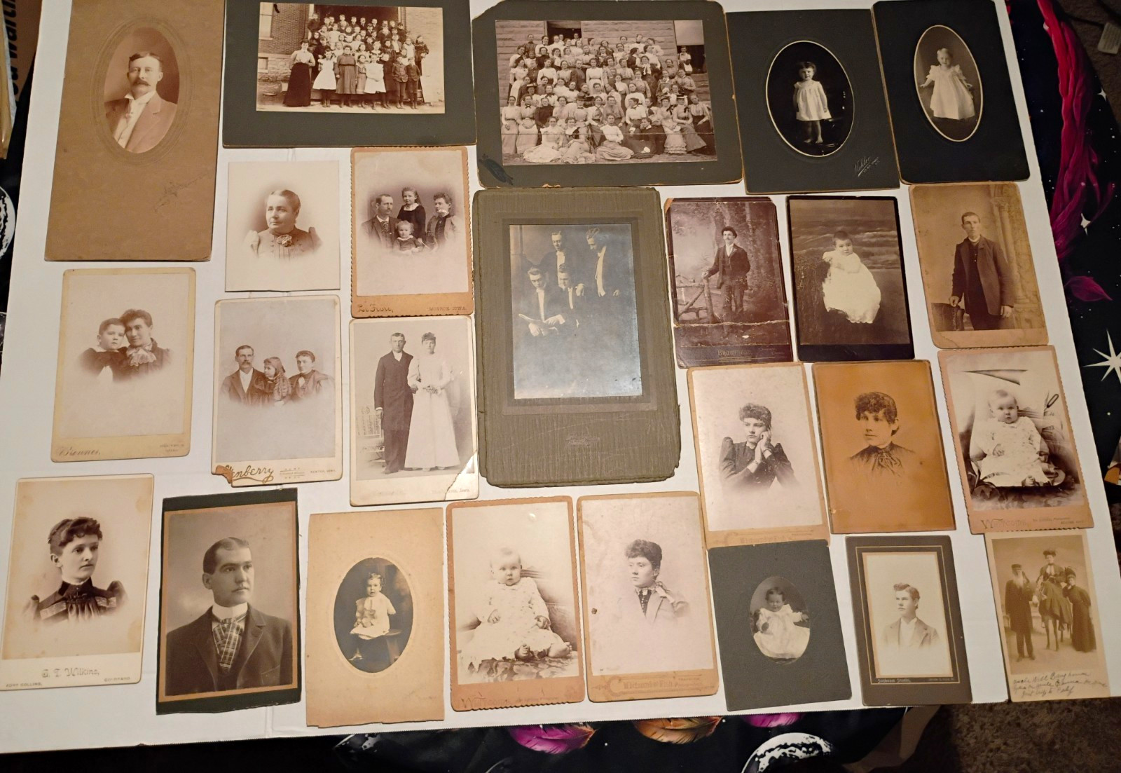 Lot of Antique Cabinet Cards & Mounted Photos ,1902 Schoo photo, Postcard 