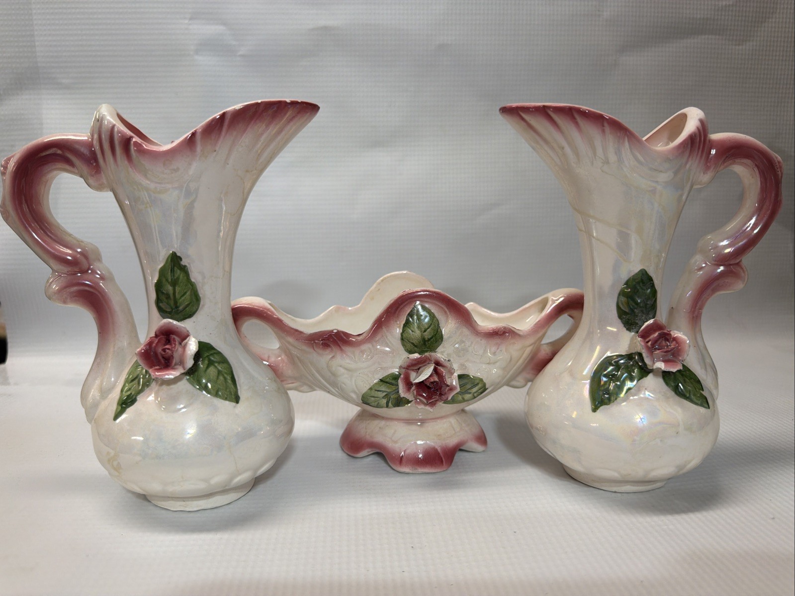 Rose Petal Pink Vase Set, 2 Pitchers 1 Oval dish Fragile, Beautiful🌸Vintage Rose Petal Pink Vase Set, 2 Pitchers 1 Oval dish Fragile, Beautiful🌸Vintage