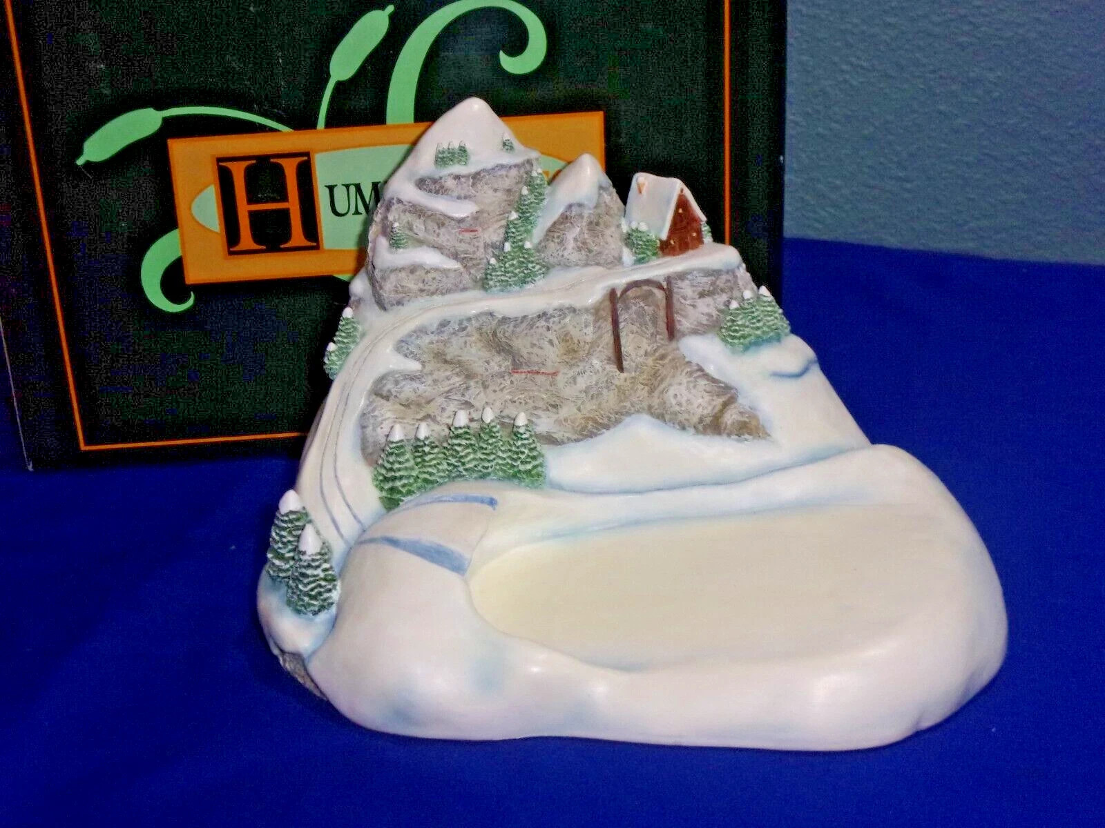 Very Rare Hummel Goebel CHRISTMAS FROLIC Figurine Scape #922-D In Original Box