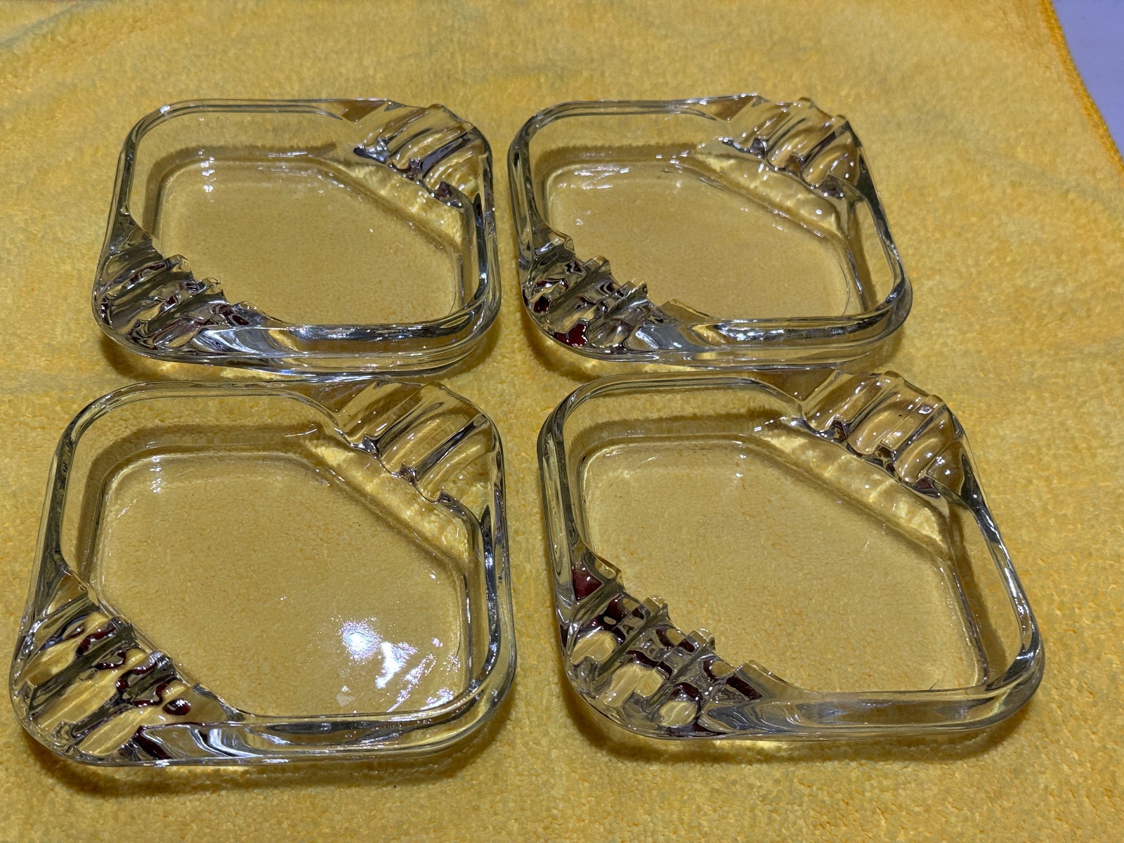 4 Vintage Art Deco Retro Clear Glass Ash Trays 4 1/2\
