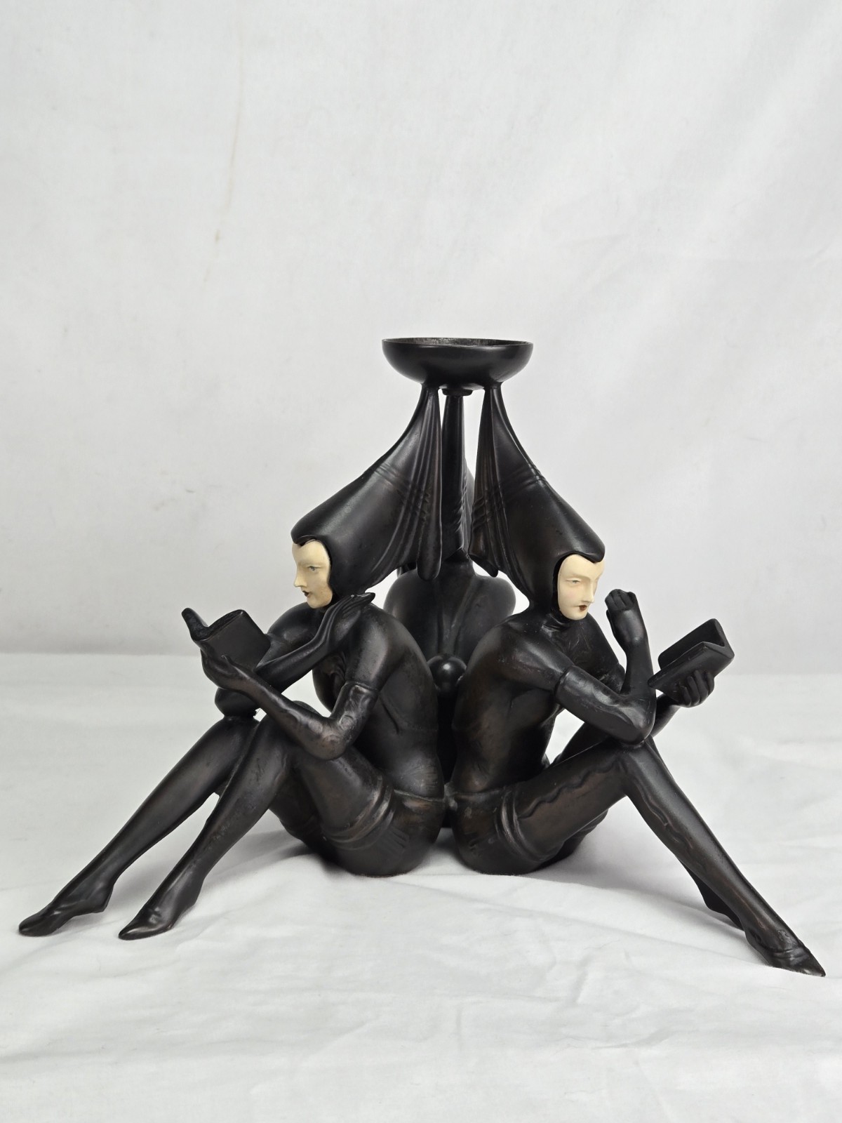 J.B. Hirsch Gerdago Heavy Sculpture 3 Girls Reading Books J.B. Hirsch Gerdago Heavy Sculpture 3 Girls Reading Books