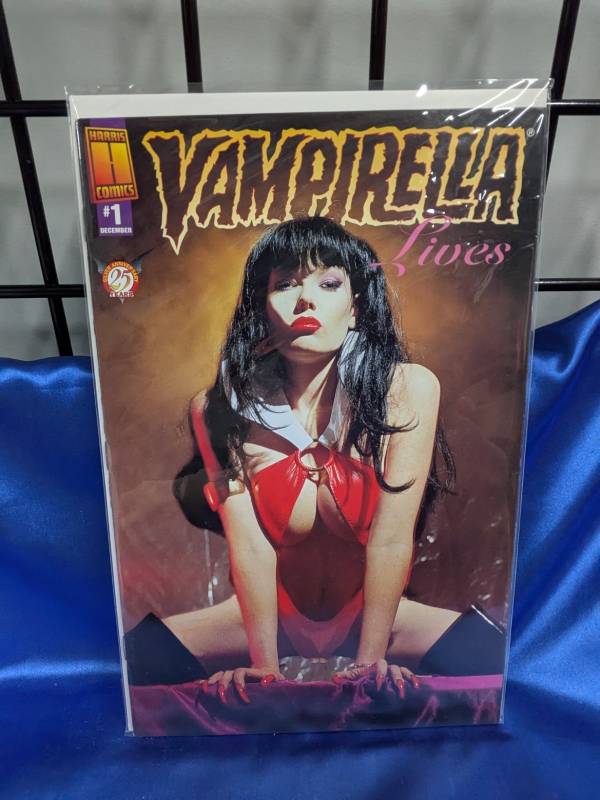 Vampirella Lives #1 Photo (Harris Comics December 1996) We combine. We pack well