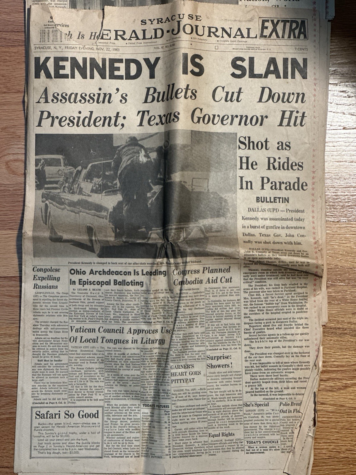 November 1963 Syracuse (NY) Newspapers - JFK Assassination SEE DETAILS