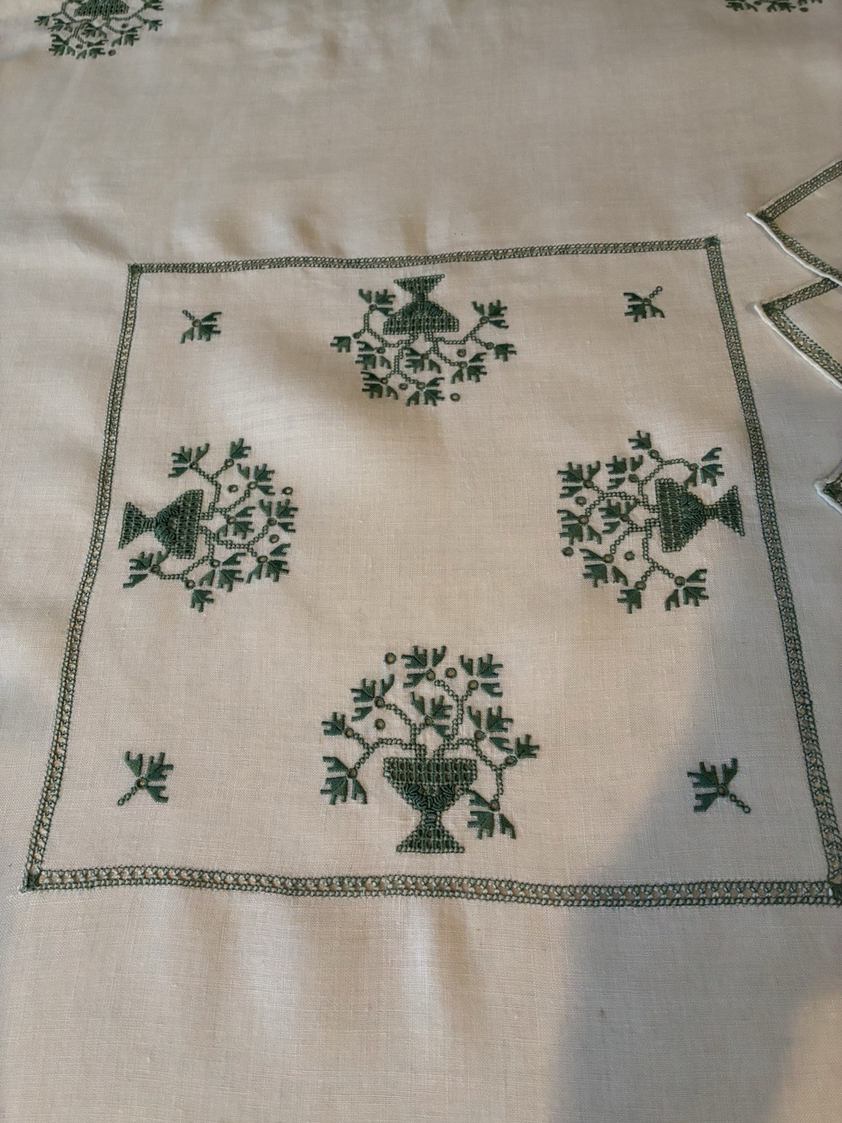 Vintage Moroccan Fez Embroidered Tea Tablecloth Tarz El Fassi Drawn Thread Set