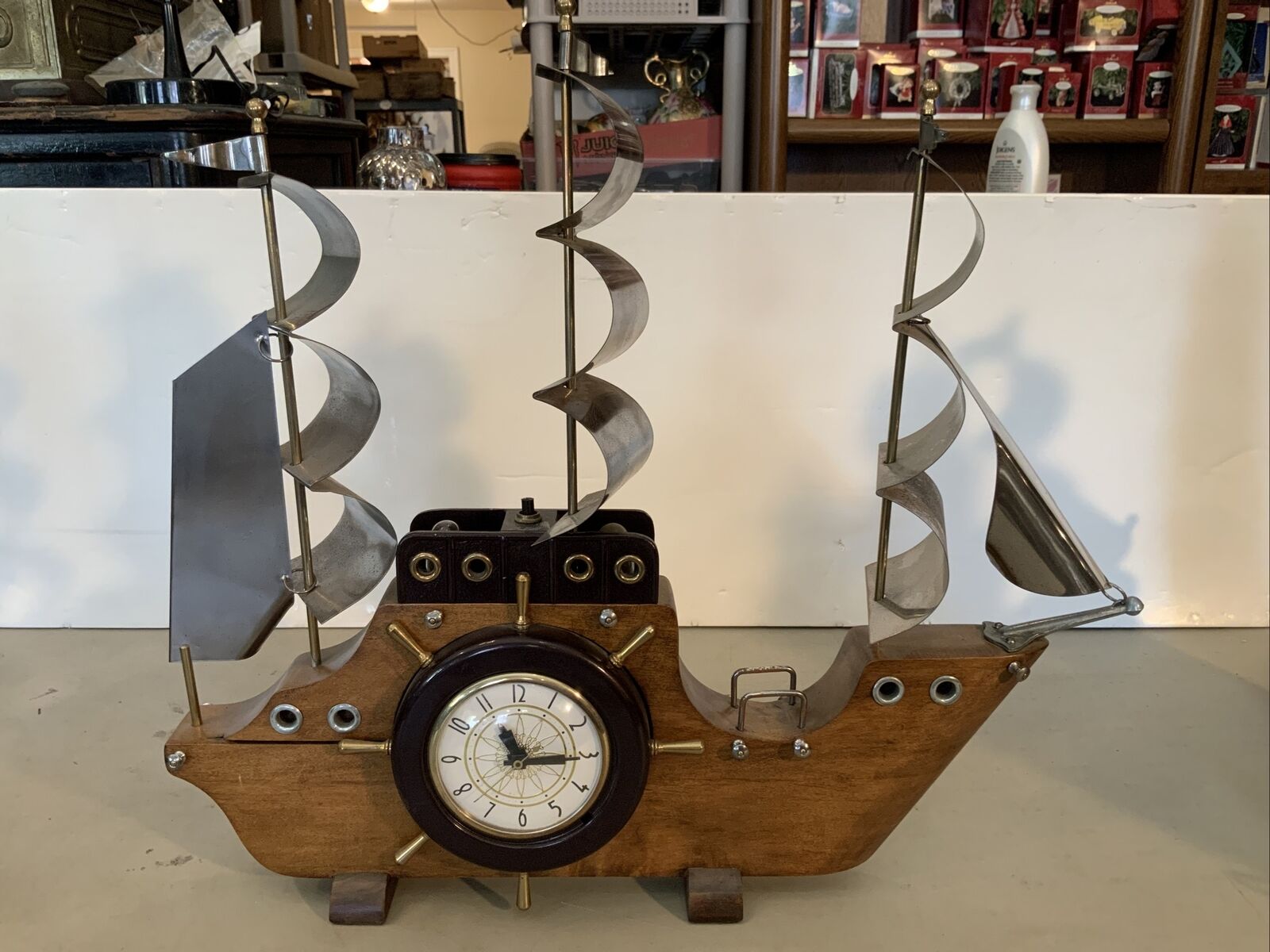 WORKS Vintage Wood Nautical Sailing Boat Ship Electric Clock TV Lamp- Lanshire