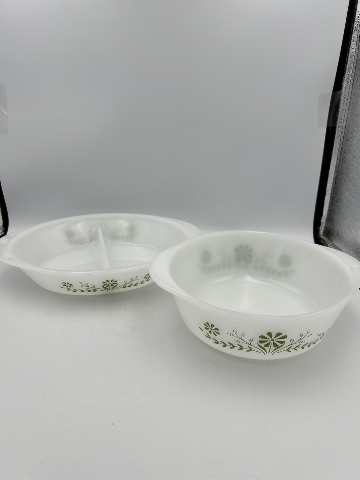 VTG Glasbake White Green Daisy Casserole & Divided Set J514 & J2352 Made In USA