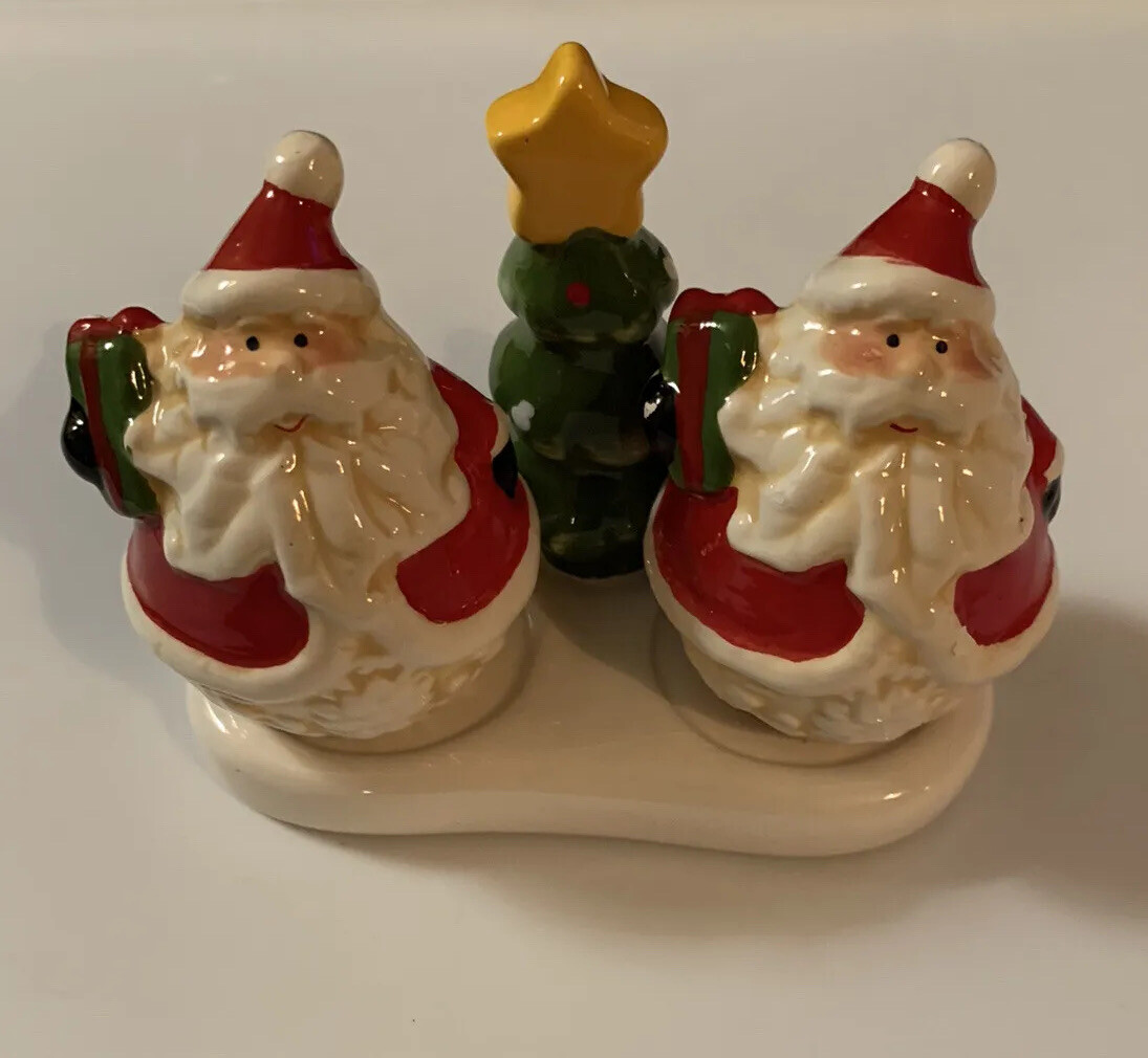 Christmas Santa Claus Salt & Pepper Shakers 3 Pc Set Christmas Tree