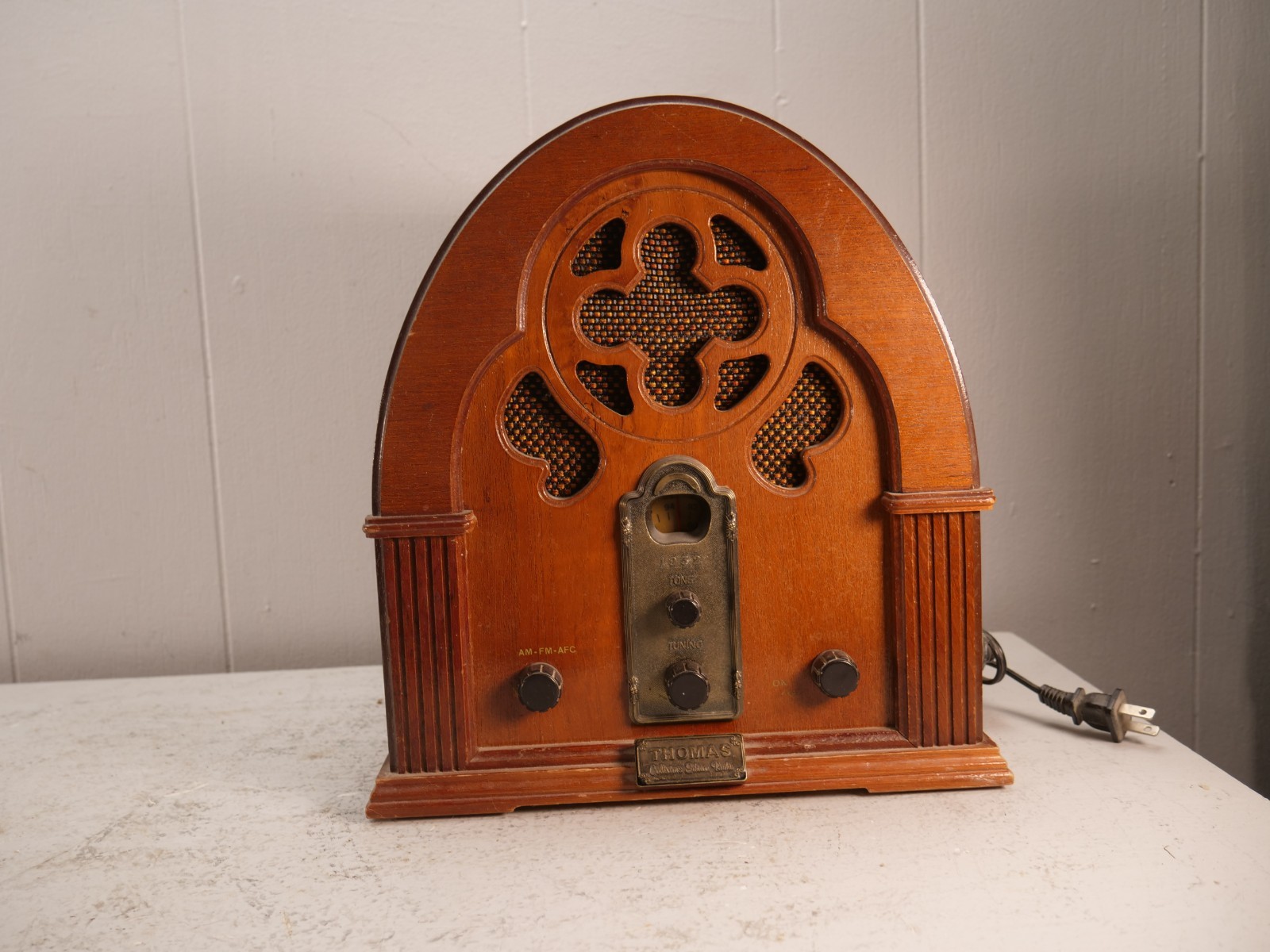 VTG Thomas Collector's Edition AM/FM Radio+Cassette deck Model 317  TESTED