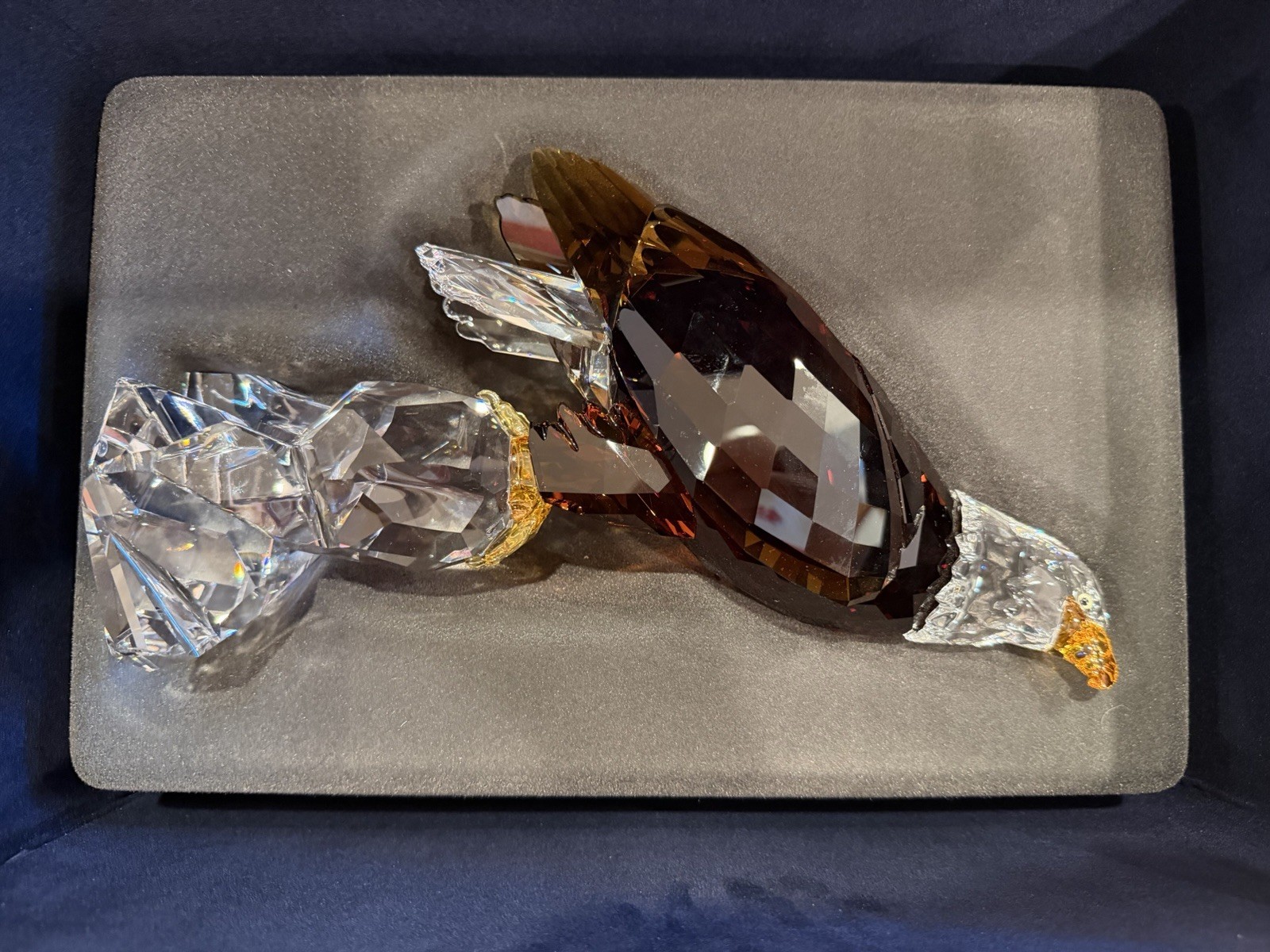 Swarovski Crystal 2011 Limited Edition Bald Eagle Figurine w/ Box & COA Swarovski Crystal 2011 Limited Edition Bald Eagle Figurine w/ Box & COA