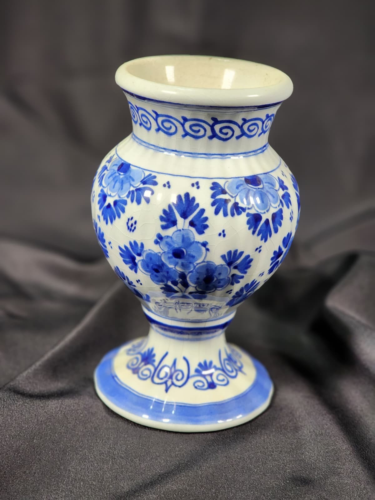 Vintage Royal Delft 1974 