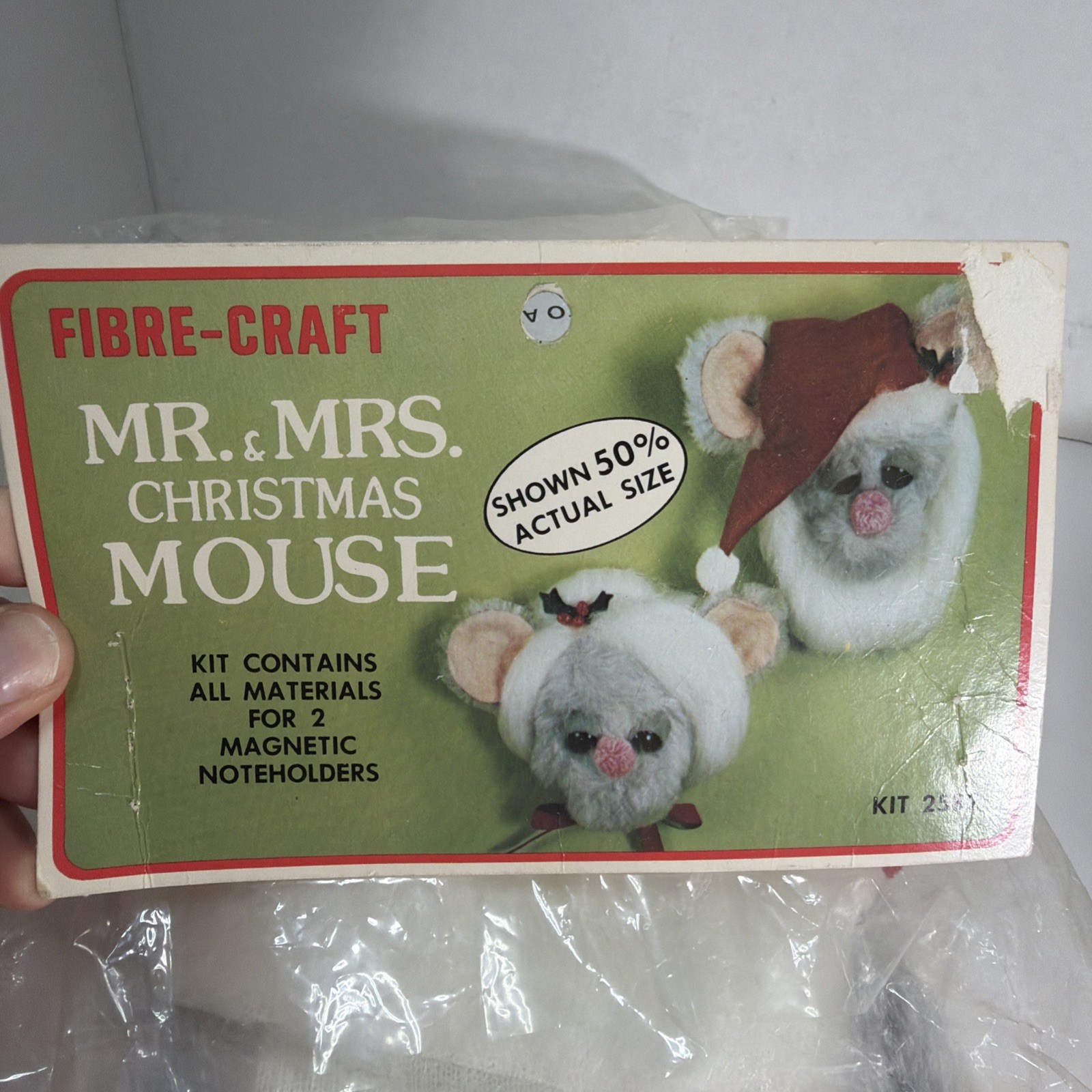 Vintage Fibre-Craft Mr. & Mrs. Christmas Mouse Kit #2582 - Magnetic Note Holders