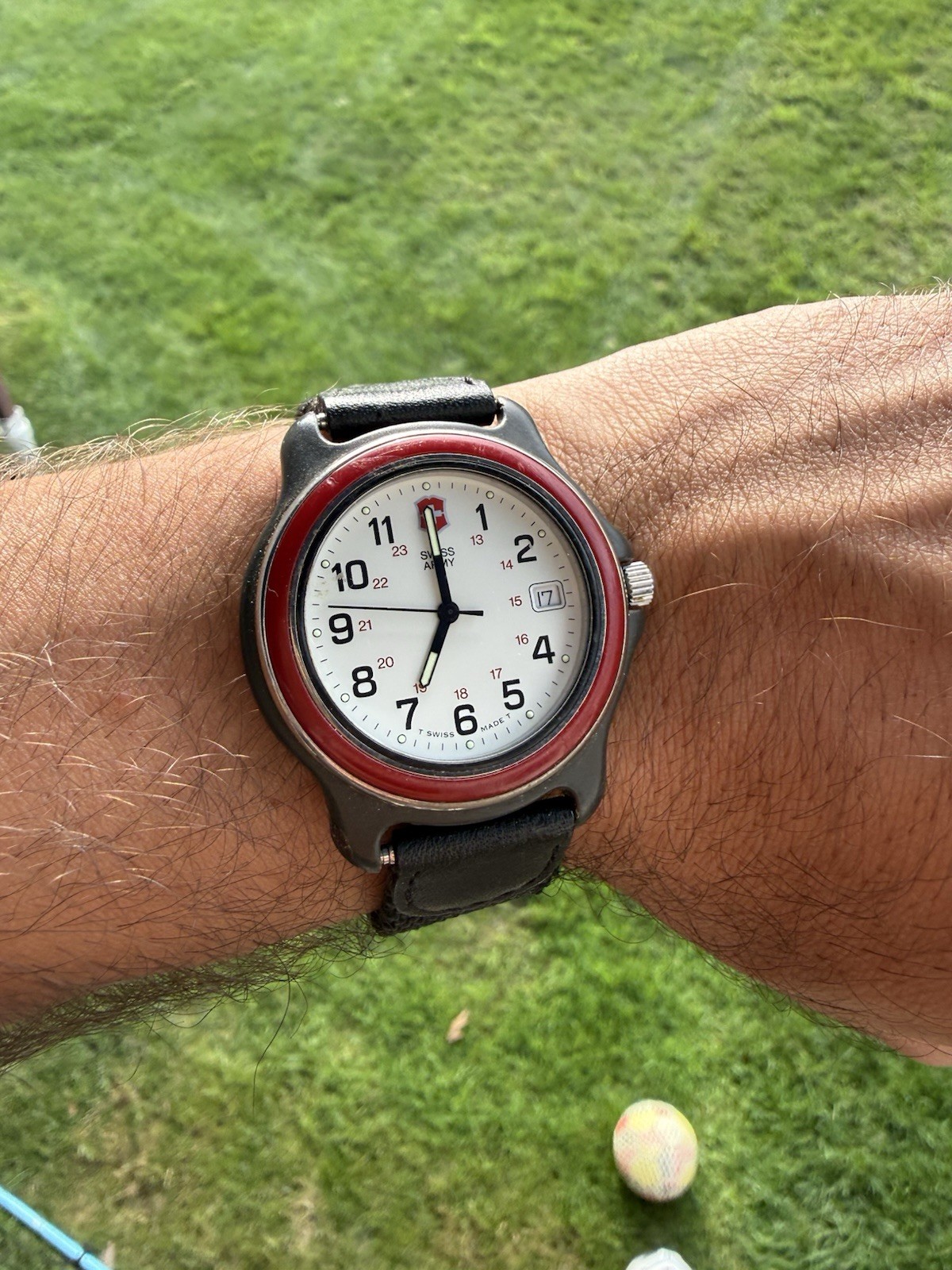 Vintage Swiss Army Brand Men\'s Quartz Watch White Dial Red Bezel Case AS-IS