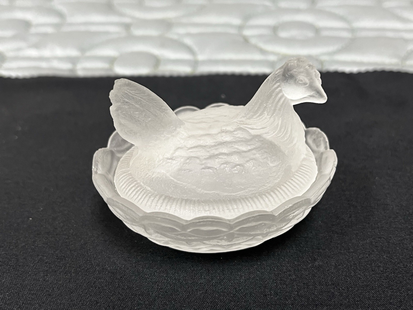 Westmoreland Clear Frosted Glass Opaque Mini Hen on Nest Salt Cellar