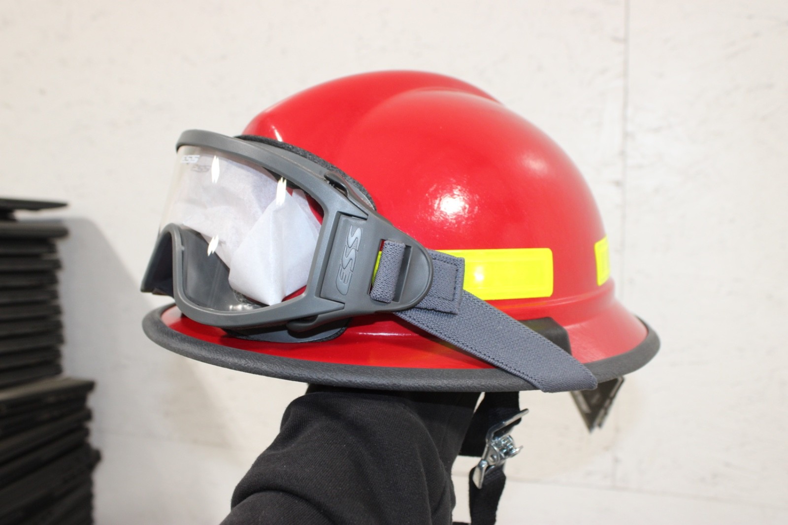 NEW Honeywell Morning Pride Fire Helmet NEW Honeywell Morning Pride Fire Helmet