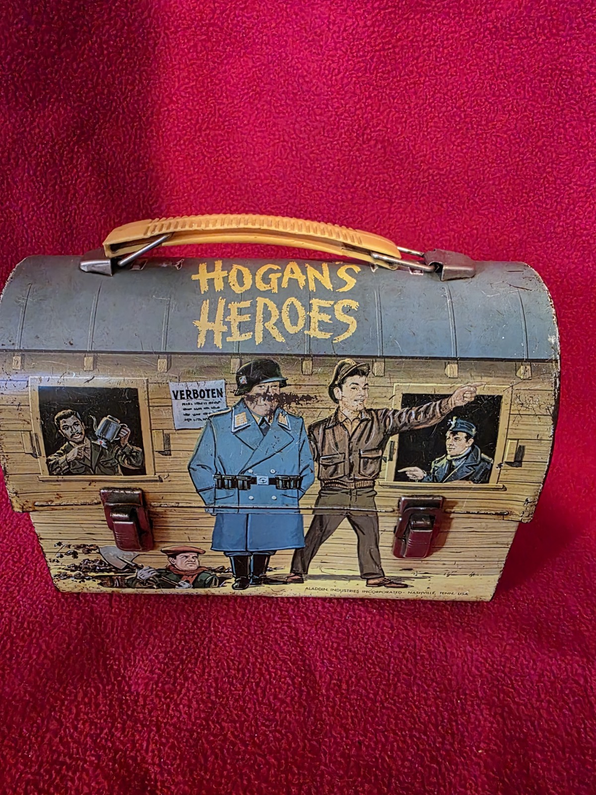  hogan's heroes lunchbox w/thermos aladdin industries