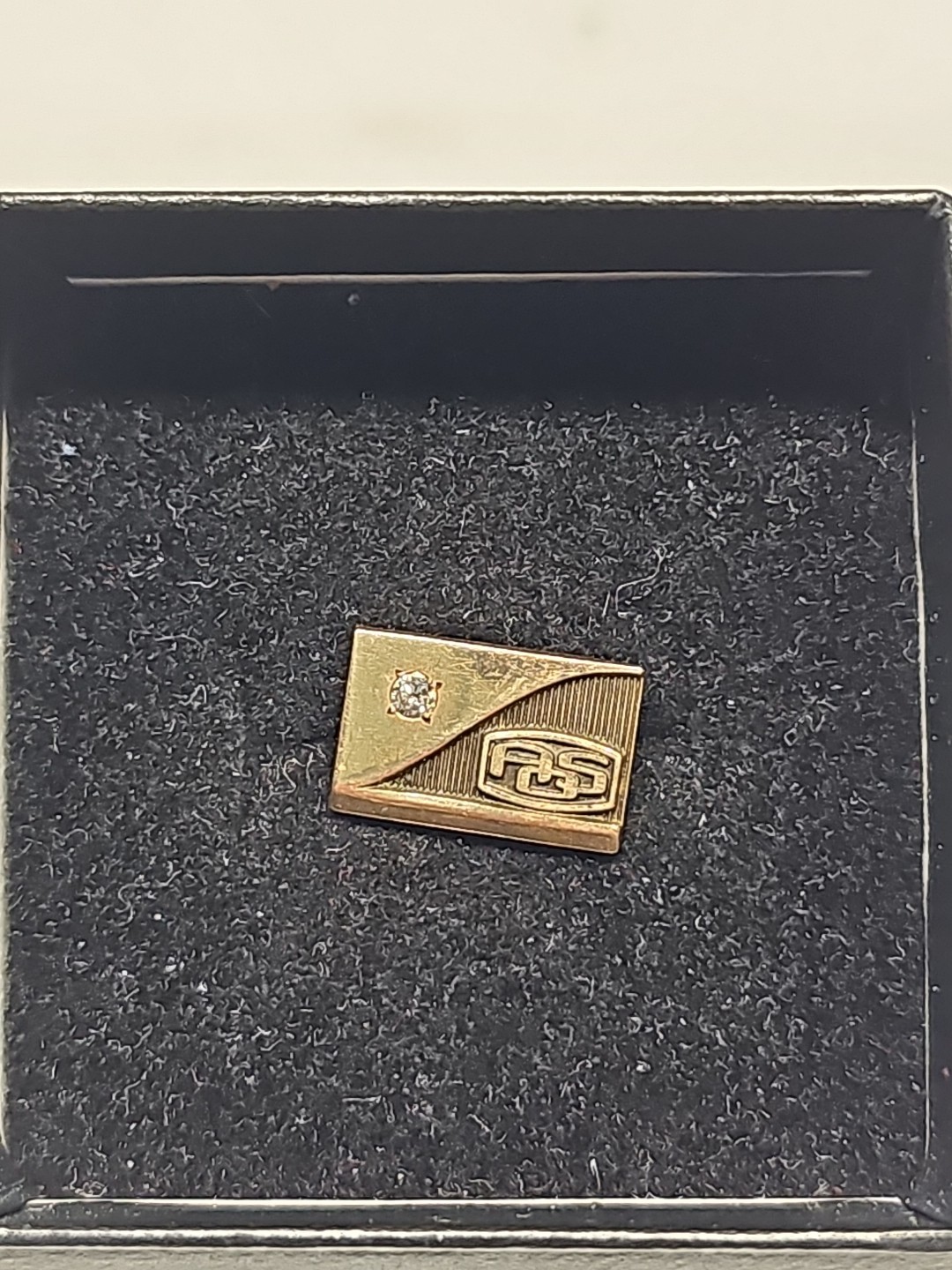 Vintage LGB 1/10 10k AOS With Clear Stone Lapel Pin No Box Or Back