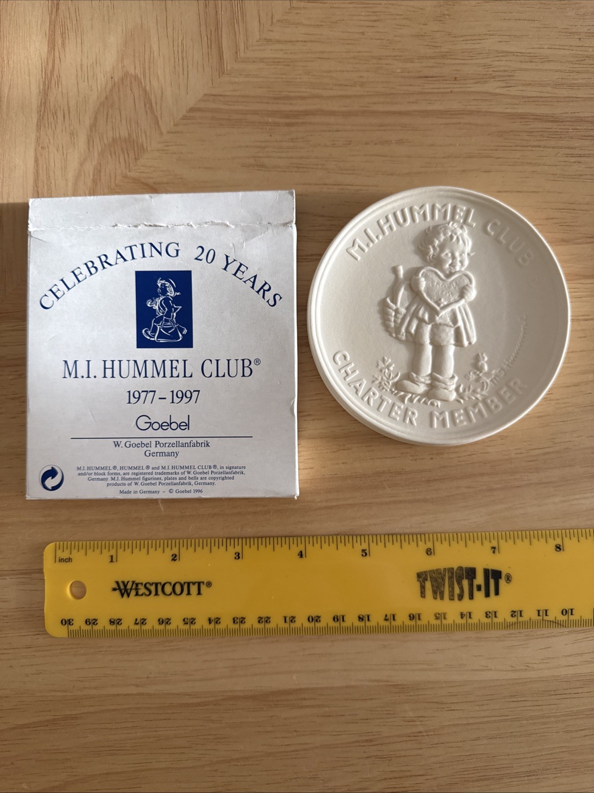 VTG M.I. Hummel Club Charter Member Medallion 1977-1997 Goebel Germany 20 Years