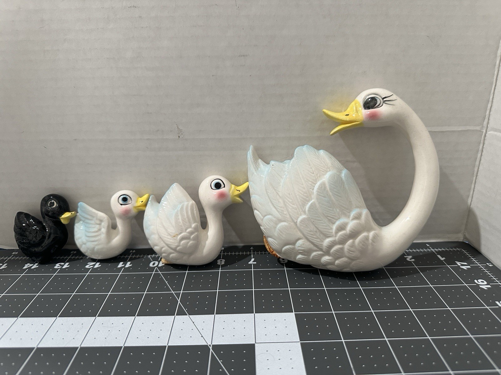 Vintage Set of 4 Enesco Chalkware Swan Duck Plaques 2.5\ Vintage Set of 4 Enesco Chalkware Swan Duck Plaques 2.5\