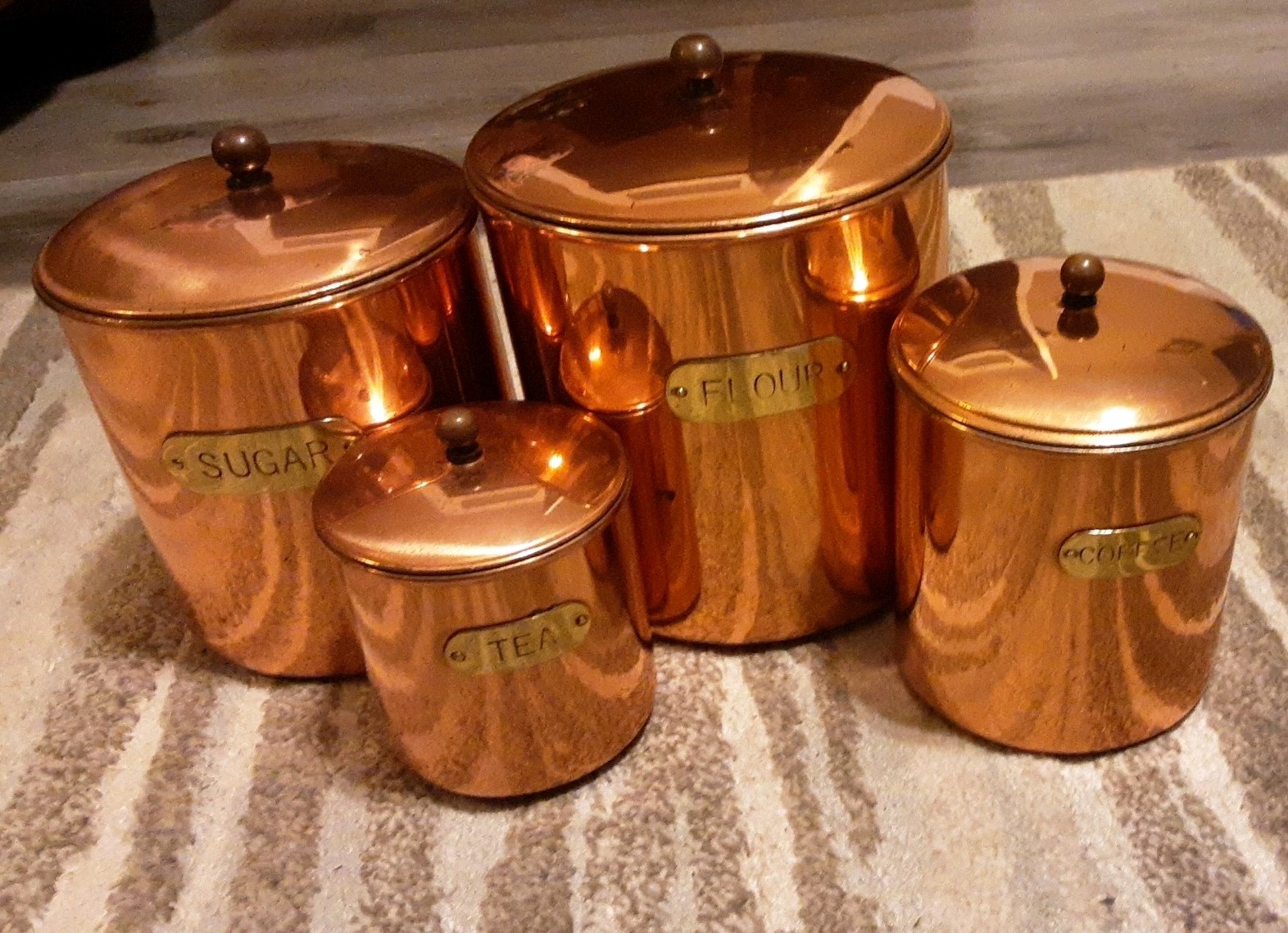 Vtg Copper Tone And Brass Cannister Set Flour Sugar Coffee Tea Vtg Copper Tone And Brass Cannister Set Flour Sugar Coffee Tea