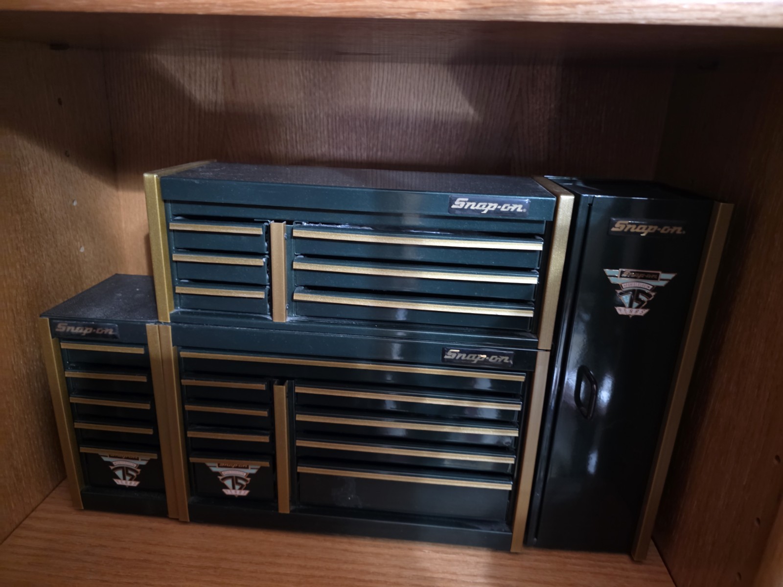 Snap On Mini Box  75th anniversary mini tool box (NEVER USED )