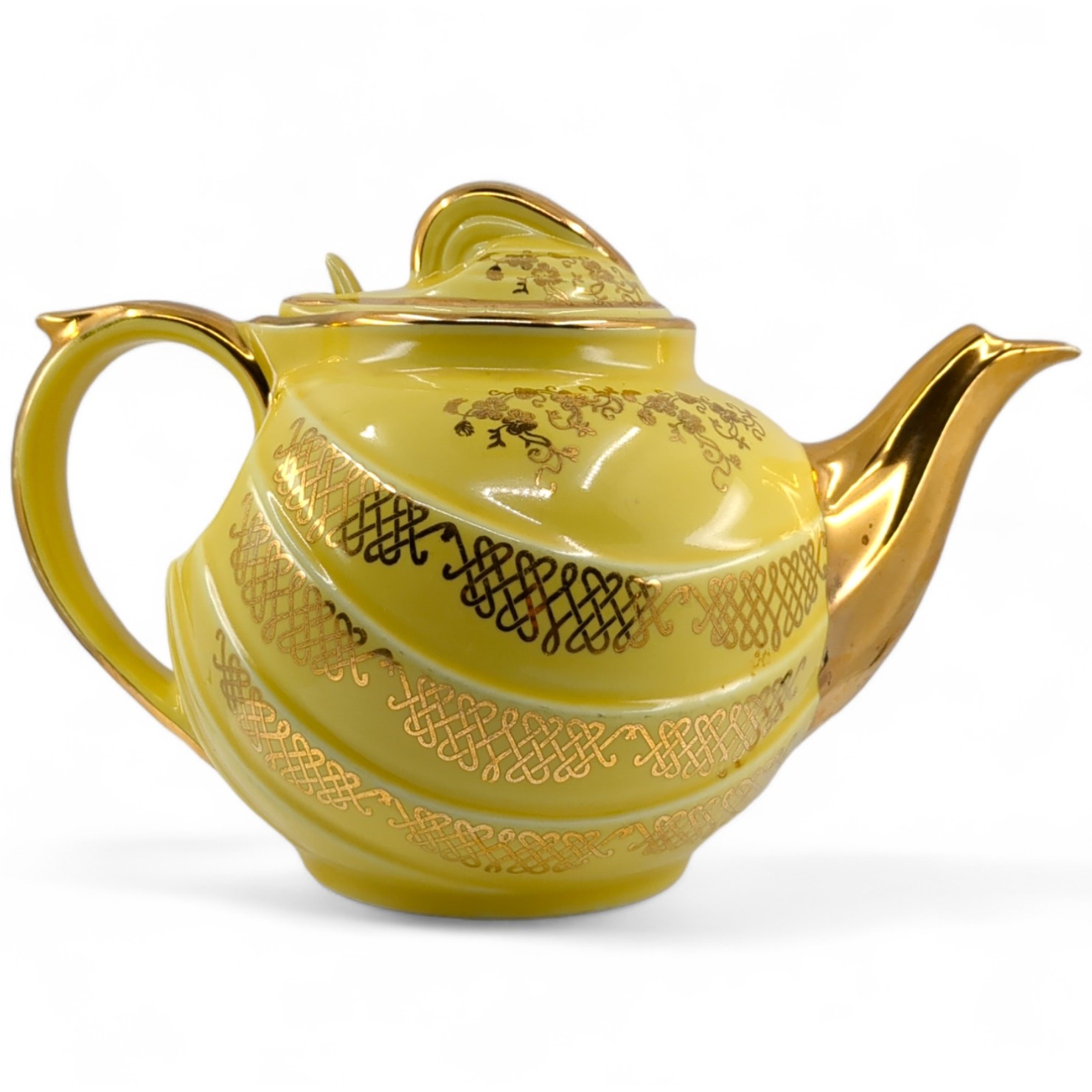 Hall Teapot 0799 6 Cup Yellow and Gold Metalic Trimmed Made in USA