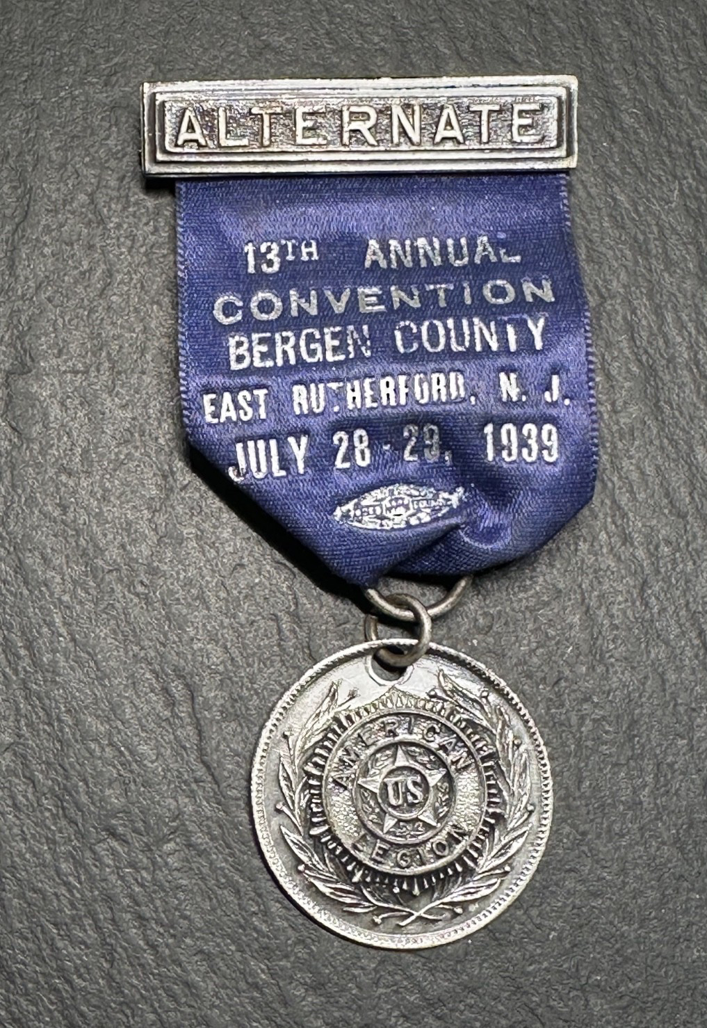 1939 13TH ANNUAL BERGEN COUNTY RUTHERFORD NJ AMERICAN LEGION RIBBON PIN I552