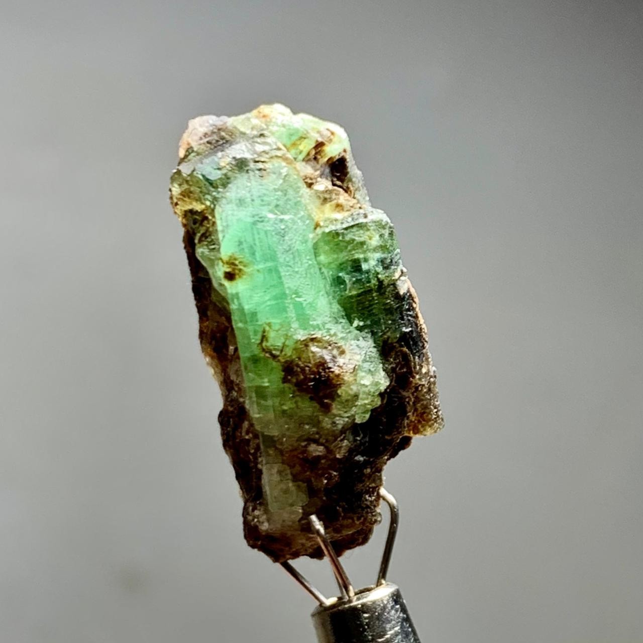 16 CT Terminated Natural Emearld Crystals Bunch specimen From Swat Pakistan 16 CT Terminated Natural Emearld Crystals Bunch specimen From Swat Pakistan